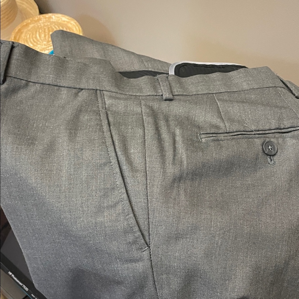 JF J.Ferrar Men's Gray Dress Pants